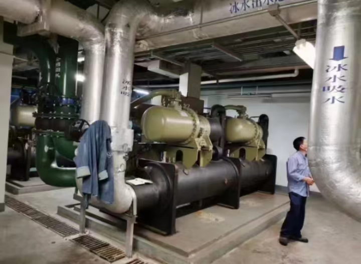 螺桿機(jī)機(jī)房